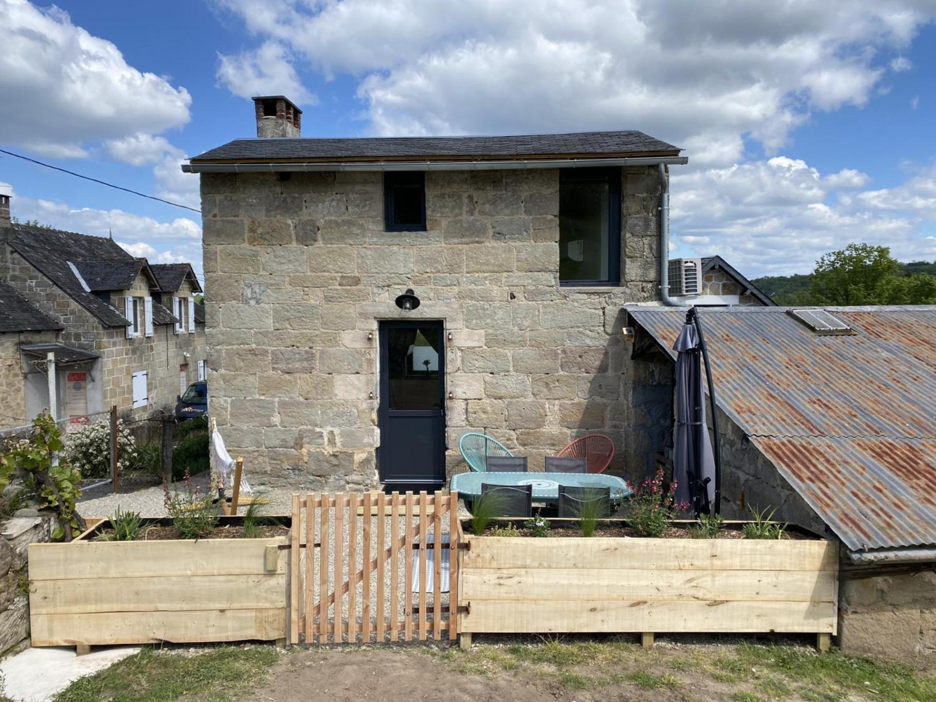 La Chambrote, Maison Cosy Avec Exterieur 布里夫拉盖亚尔德 外观 照片